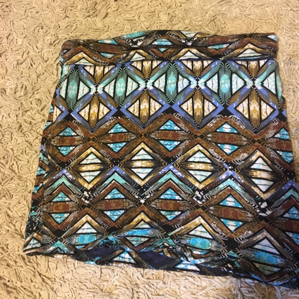Tribal print mini skirt